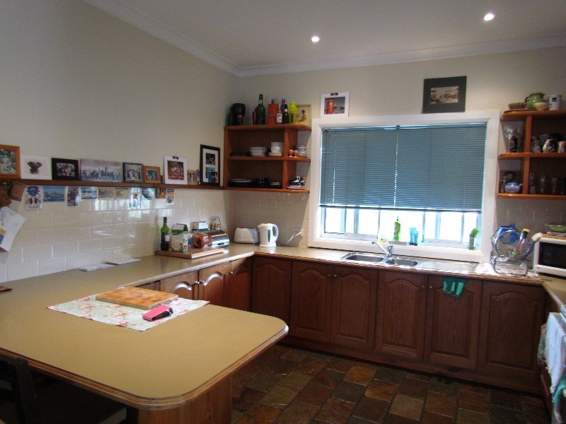12a Barangaroo Road, Toongabbie NSW 2146