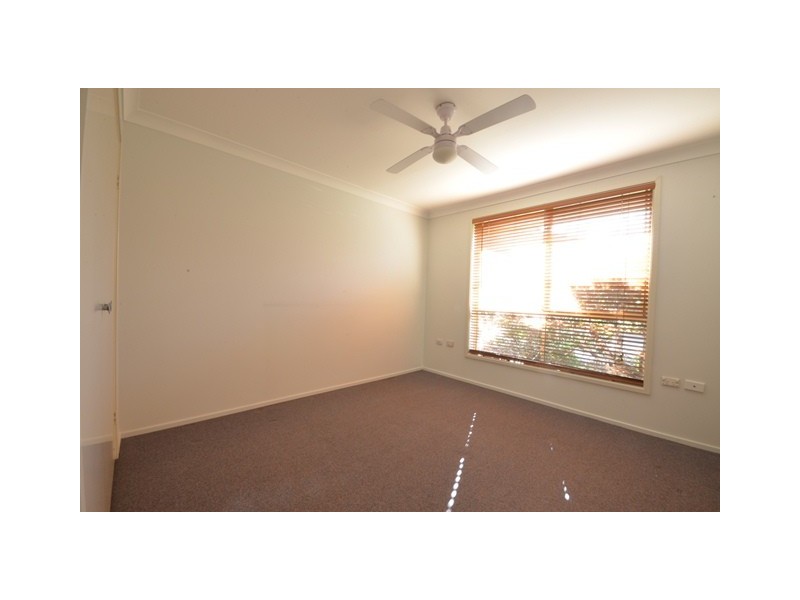 2/103 Hammers Road, Northmead NSW 2152