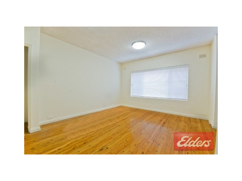 1/6 Mia Mia Street, Girraween NSW 2145