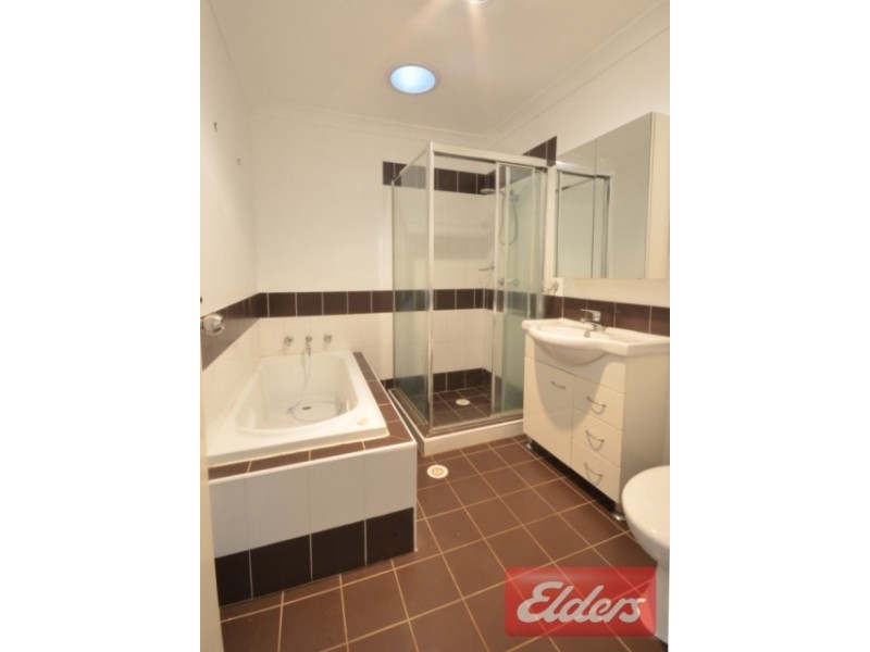 3/2 Memphis Crescent, Toongabbie NSW 2146