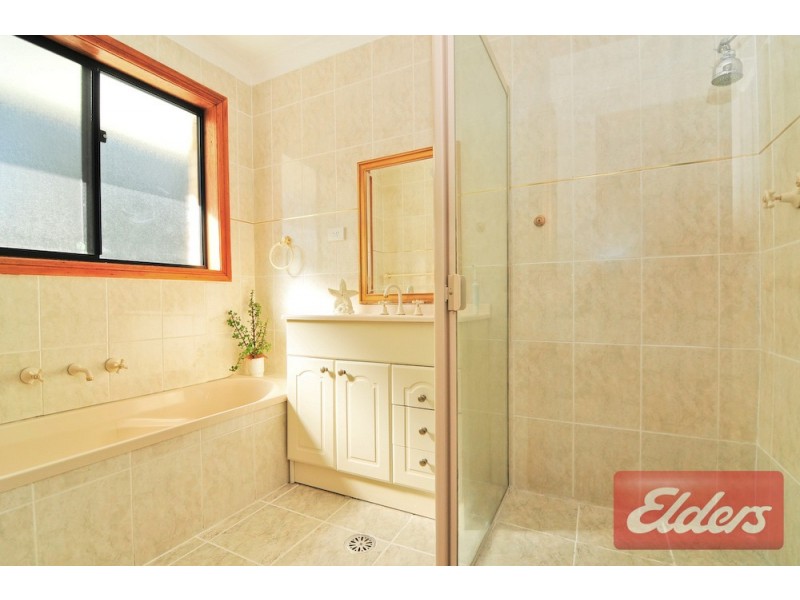 24 Austin Woodbury Place, Toongabbie NSW 2146