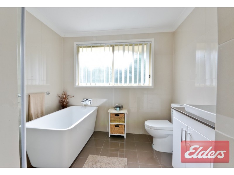 3 Lyn Place, Constitution Hill NSW 2145