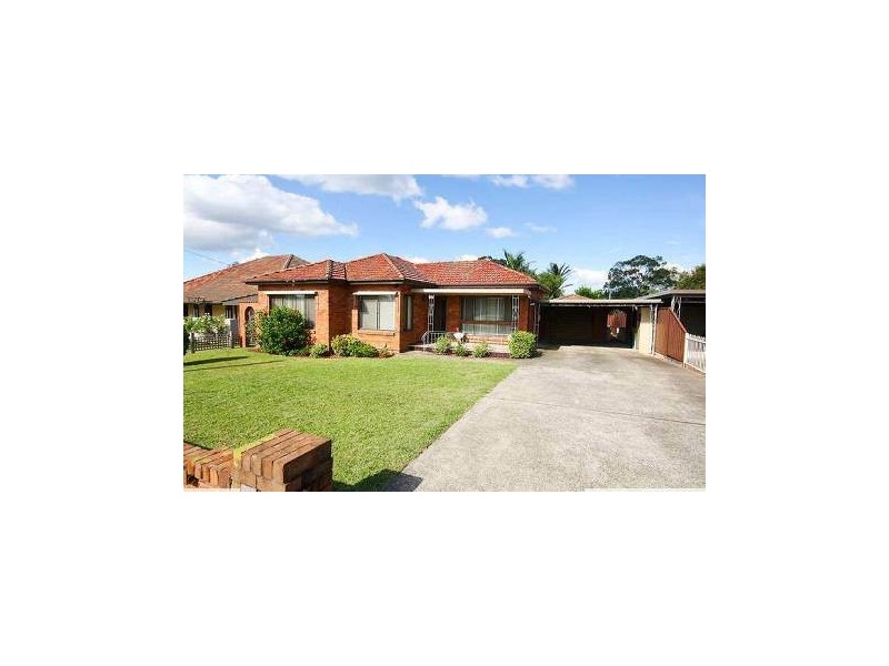 33 Bungaree Road, Toongabbie NSW 2146