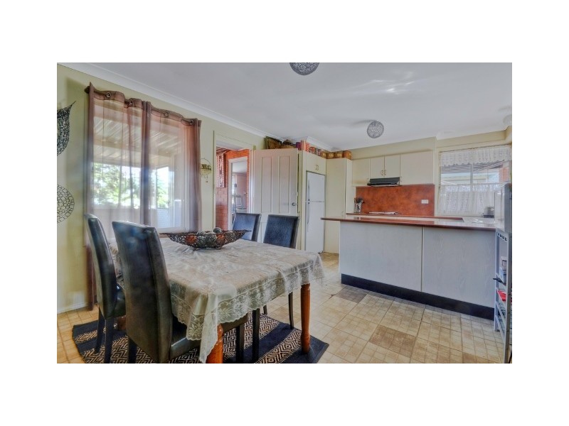 42 Zambesi Road, Seven Hills NSW 2147