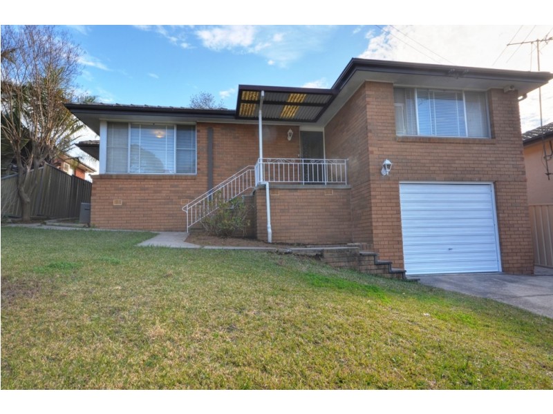 28 Valencia Crescent, Toongabbie NSW 2146