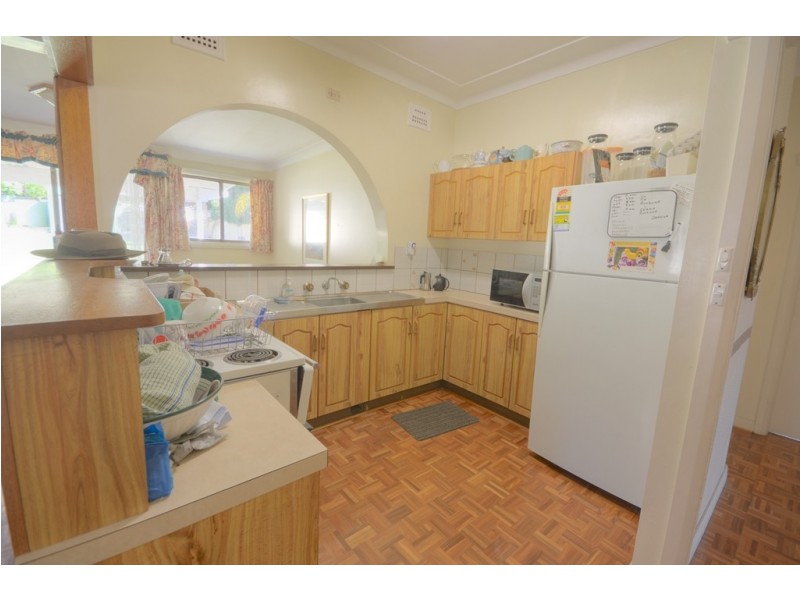 24 Toongabbie Road, Toongabbie NSW 2146