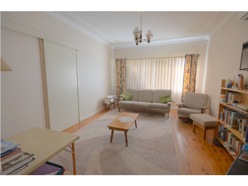 24 Toongabbie Road, Toongabbie NSW 2146