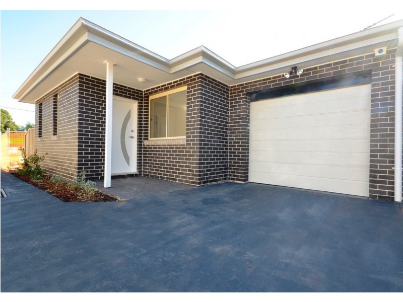 19B Tungarra Road, Girraween NSW 2145