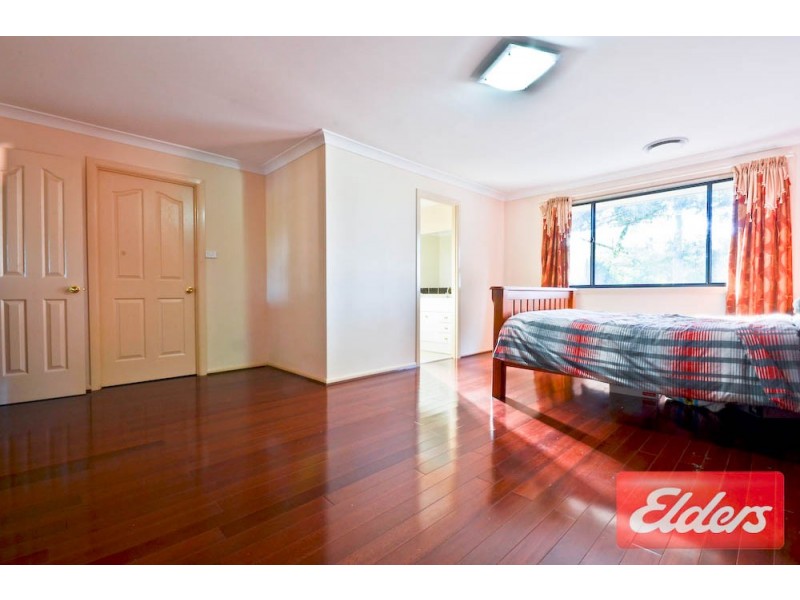 33 Rowley Street, Pendle Hill NSW 2145