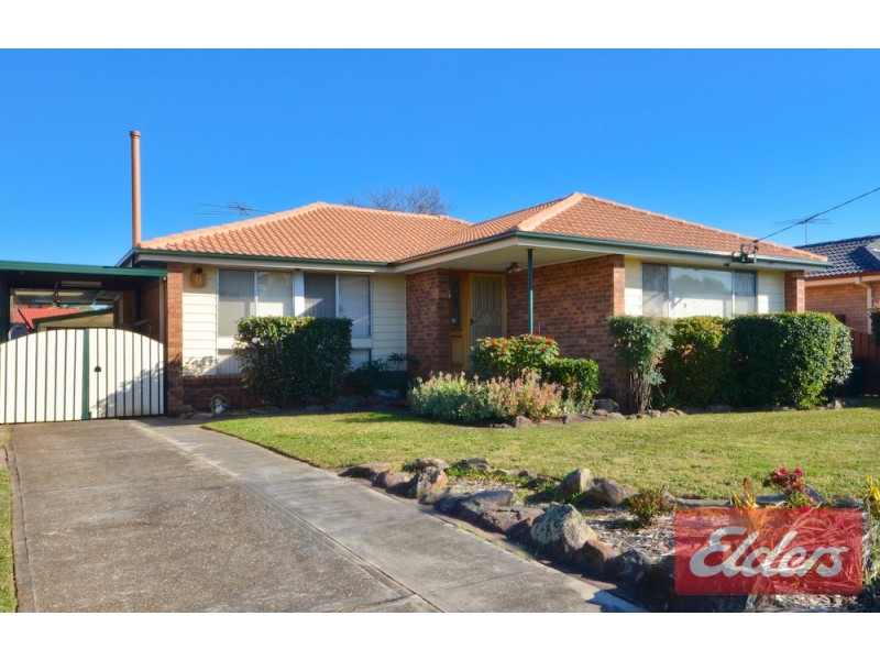 42 Greenmeadows Crescent, Toongabbie NSW 2146