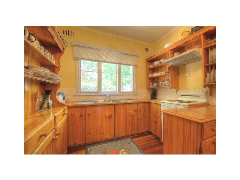 32 Valeria Street, Toongabbie NSW 2146