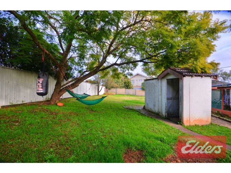 19 Scott Street, Toongabbie NSW 2146