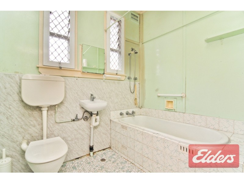 141 Fitzwilliam Road, Toongabbie NSW 2146