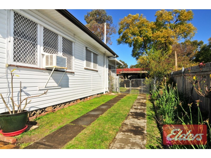 141 Fitzwilliam Road, Toongabbie NSW 2146