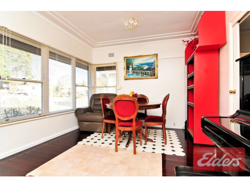 39 Scott Street, Toongabbie NSW 2146