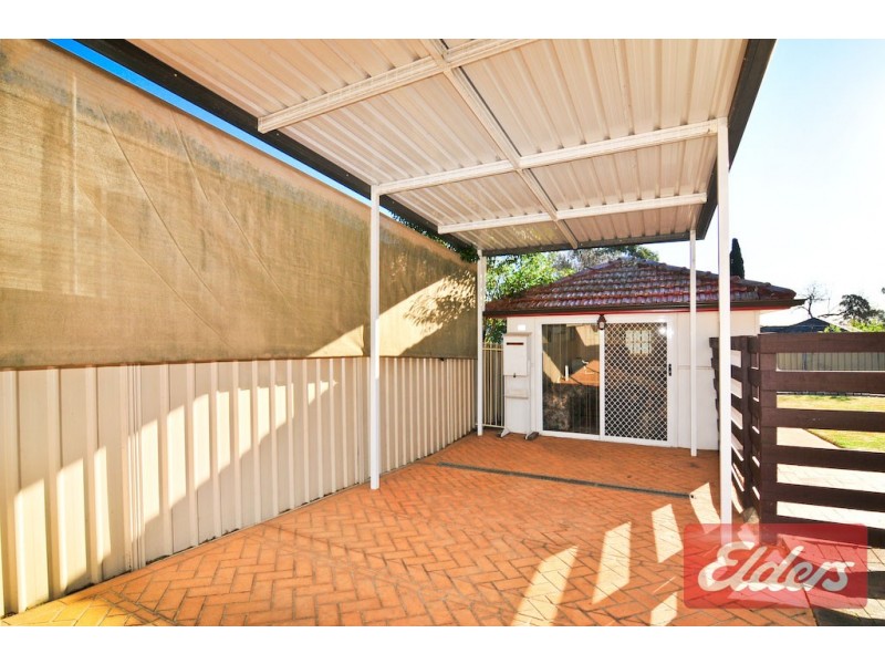 39 Scott Street, Toongabbie NSW 2146