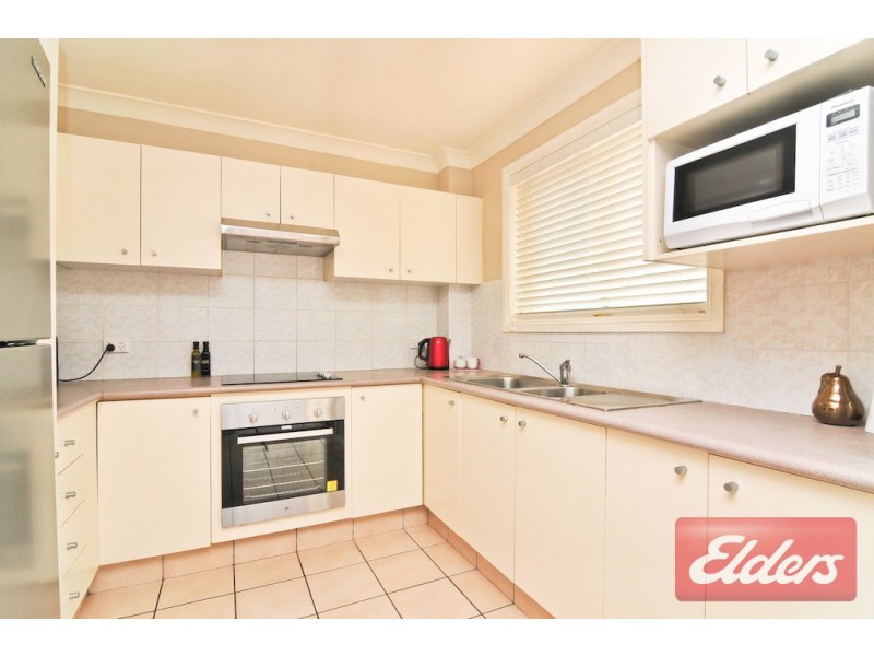 2/92 Metella Road, Toongabbie NSW 2146