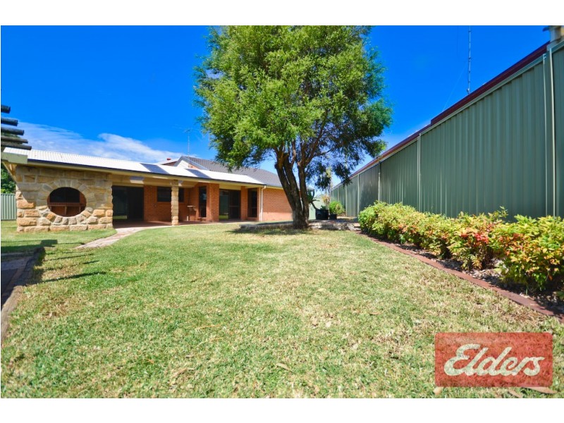 8 Moorgate Street, Toongabbie NSW 2146