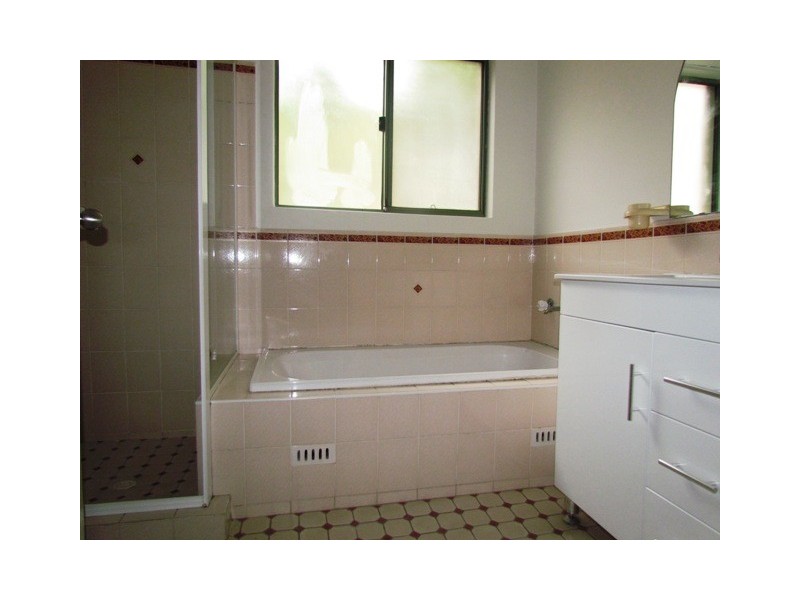 3/237 Targo Road, Toongabbie NSW 2146