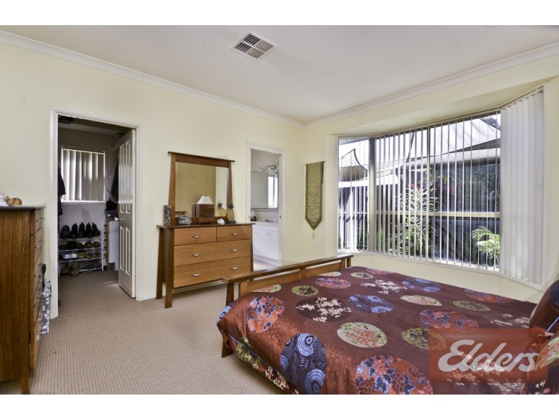 24 Ballandella Road, Toongabbie NSW 2146