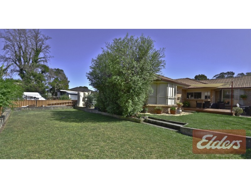 24 Ballandella Road, Toongabbie NSW 2146