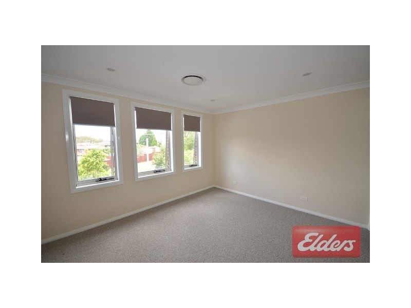 5a Valeria Street, Toongabbie NSW 2146