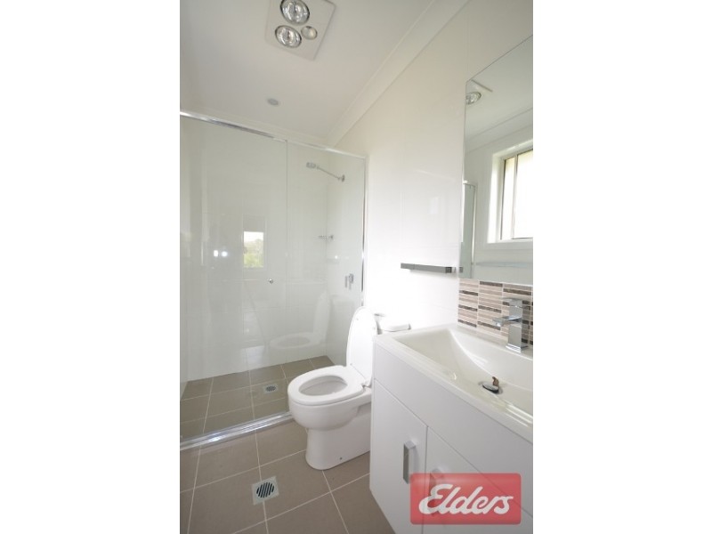 5a Valeria Street, Toongabbie NSW 2146