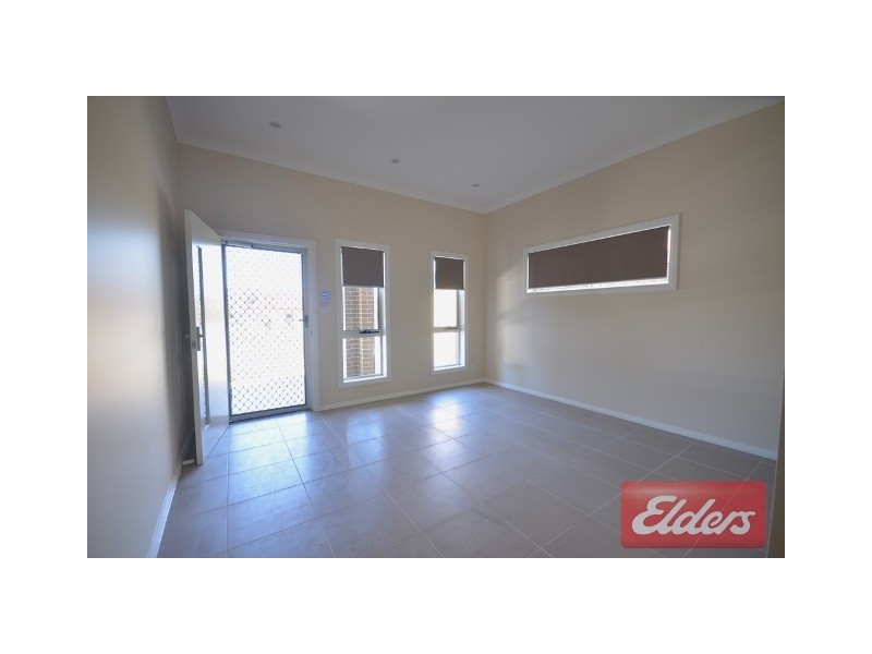 5a Valeria Street, Toongabbie NSW 2146