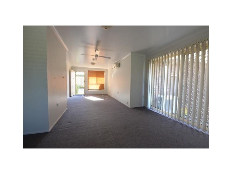 2/103 Hammers Road, Northmead NSW 2152