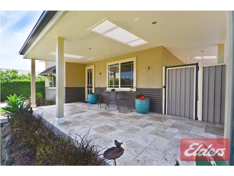 25 Bulli Road, Toongabbie NSW 2146