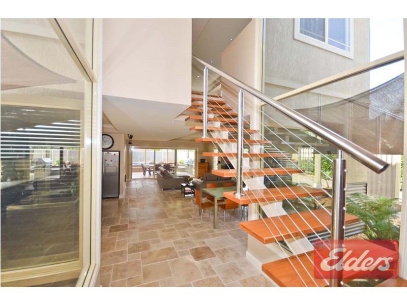 25 Bulli Road, Toongabbie NSW 2146