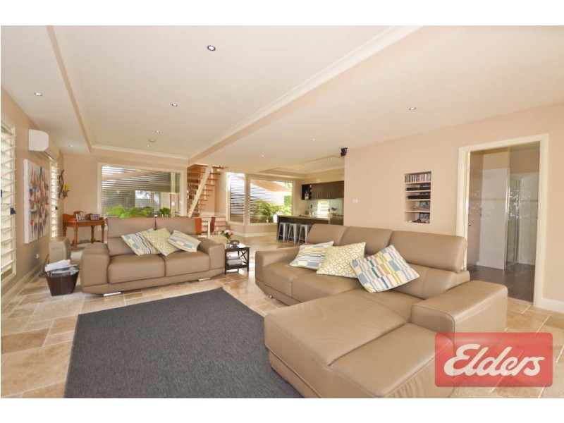 25 Bulli Road, Toongabbie NSW 2146