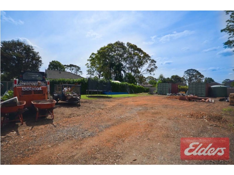 25 Bulli Road, Toongabbie NSW 2146