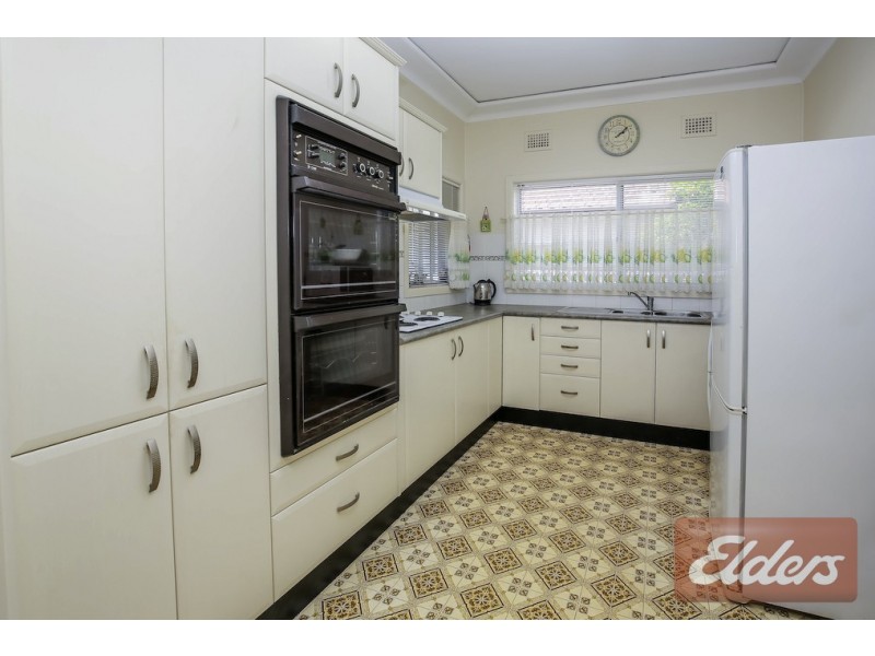 56 Bulli Road, Toongabbie NSW 2146