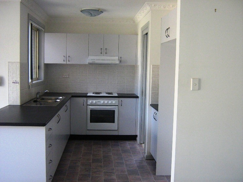 1/185 Targo Road, Girraween NSW 2145