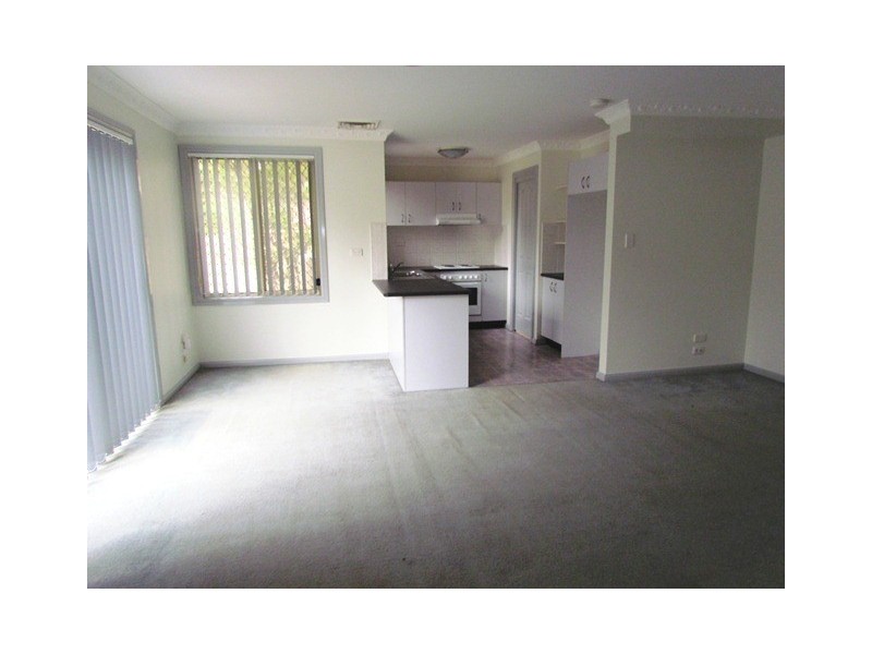 1/185 Targo Road, Girraween NSW 2145