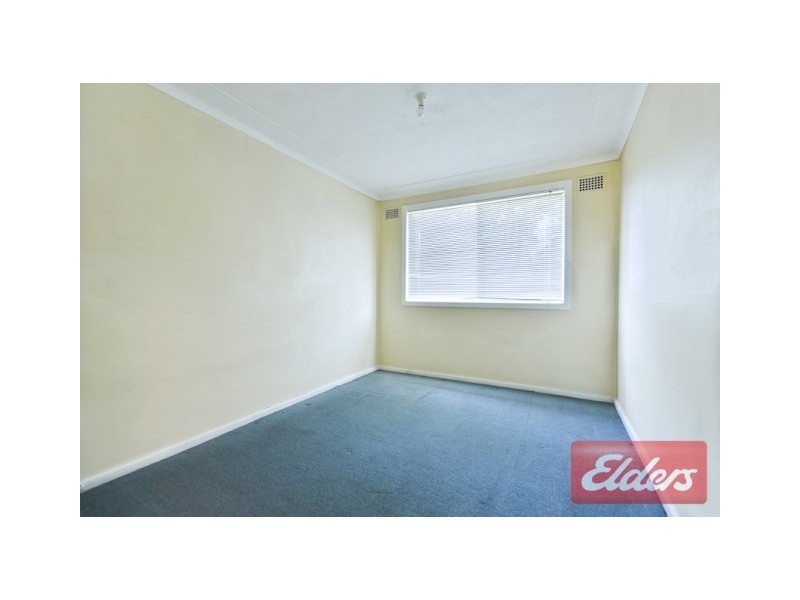 8 Cosimo Street, Toongabbie NSW 2146