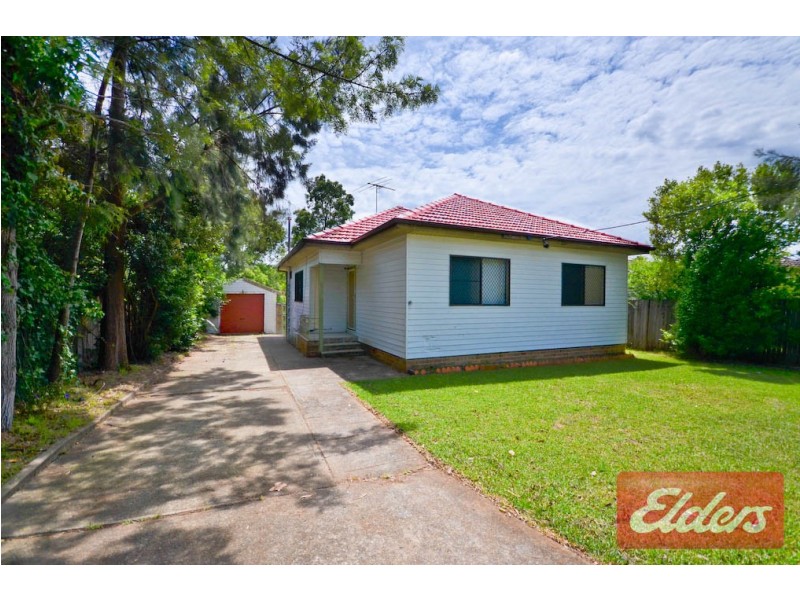 12 Ivy Street, Toongabbie NSW 2146