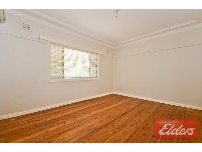 12 Ivy Street, Toongabbie NSW 2146