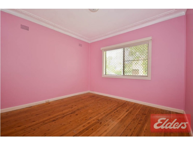 12 Ivy Street, Toongabbie NSW 2146