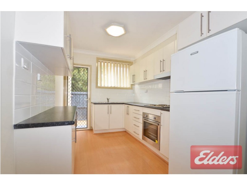 3/16 Blaxland Avenue, Penrith NSW 2750
