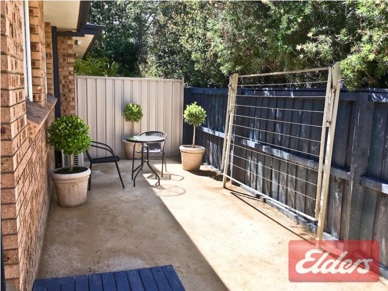 3/16 Blaxland Avenue, Penrith NSW 2750