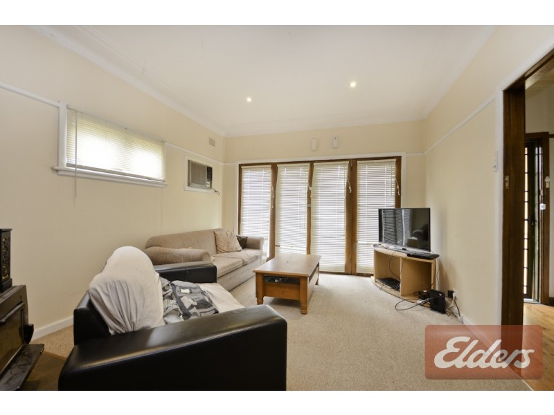 5 McCoy Street, Toongabbie NSW 2146