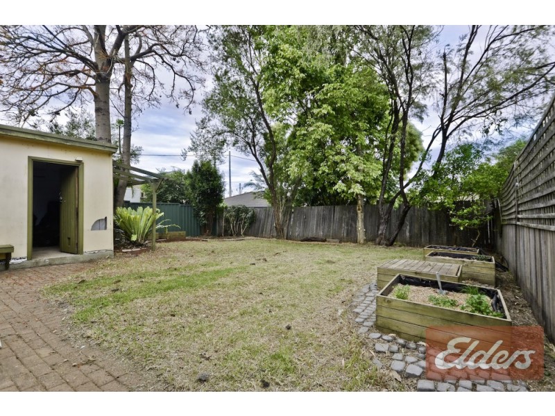 5 McCoy Street, Toongabbie NSW 2146