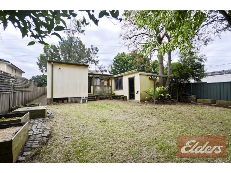 5 McCoy Street, Toongabbie NSW 2146