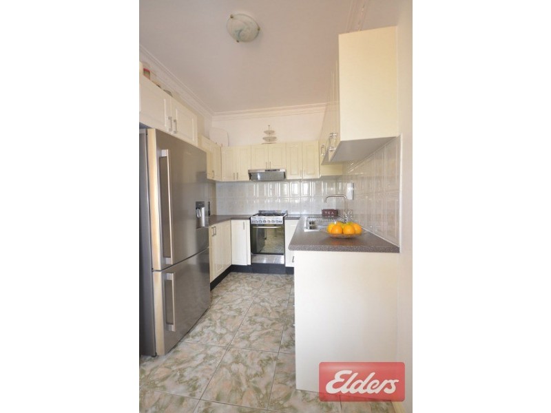 8/139 Targo Road, Girraween NSW 2145