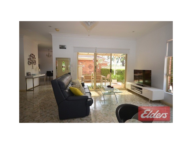 8/139 Targo Road, Girraween NSW 2145