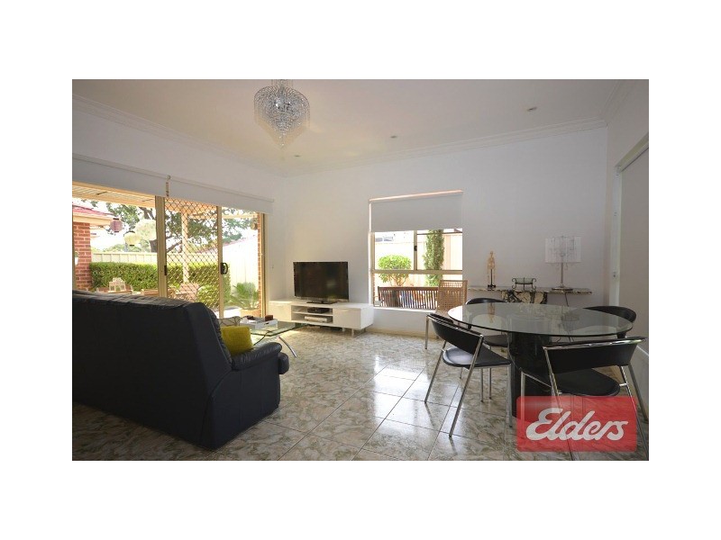 8/139 Targo Road, Girraween NSW 2145