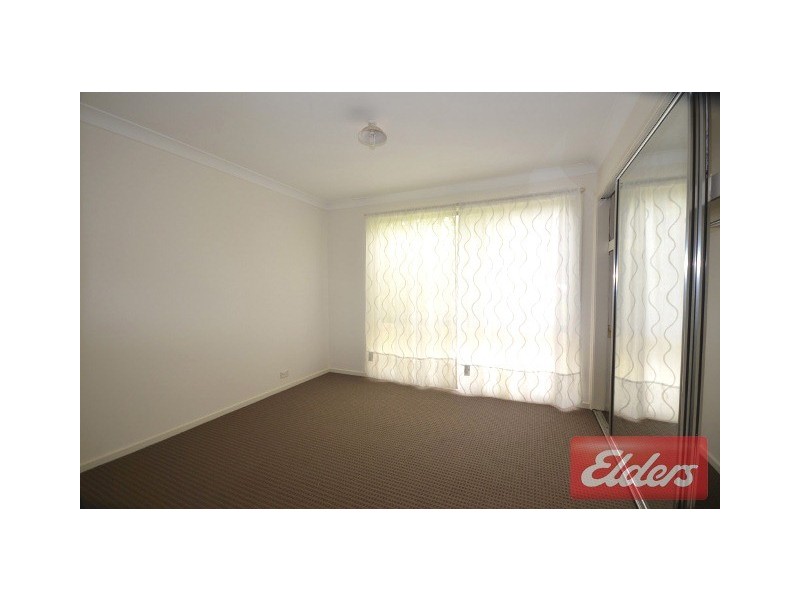 4 Austin Woodbury Place, Toongabbie NSW 2146