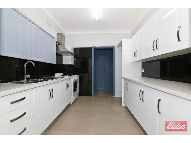 2 Premier Street, Toongabbie NSW 2146